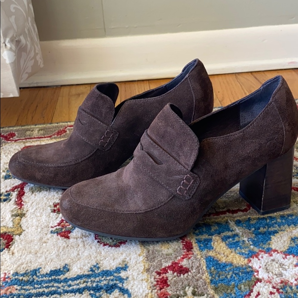Born Brown Leather Heeled Loafers